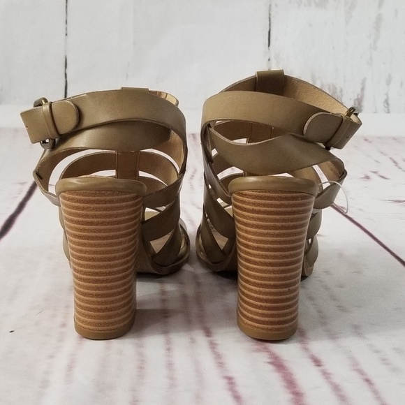 AMERICAN EAGLE Taupe Block Heel Sandals - Picture 6 of 8